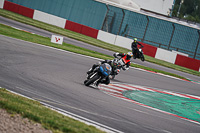 Evening Low_Mid Group Black Bikes